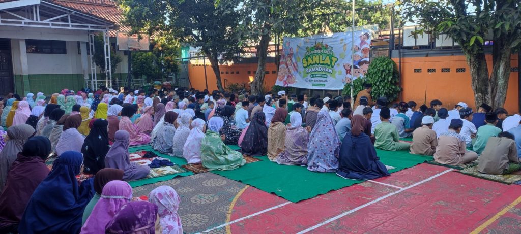 Pesantren Kilat (Sanlat): Membangun Karakter Islami dan Akhlak Mulia
